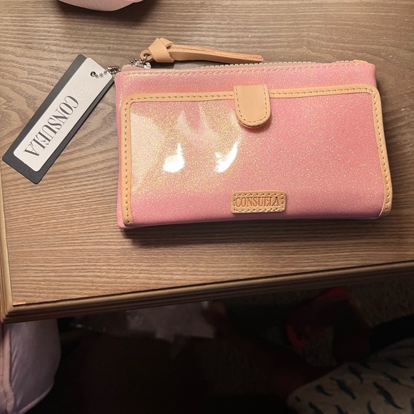 Consuela Diggi Slim wallet - Picture 2 of 6